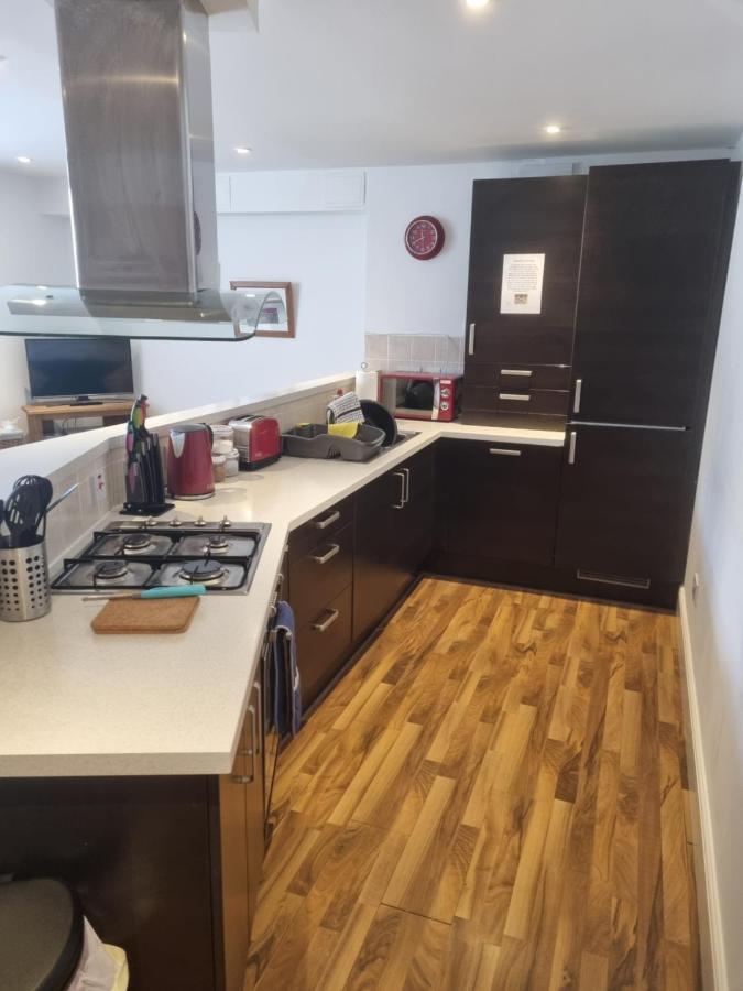 Stunning Spacious Apartment On River Ness Інвернесс Екстер'єр фото