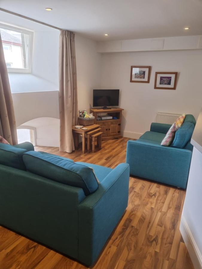 Stunning Spacious Apartment On River Ness Інвернесс Екстер'єр фото