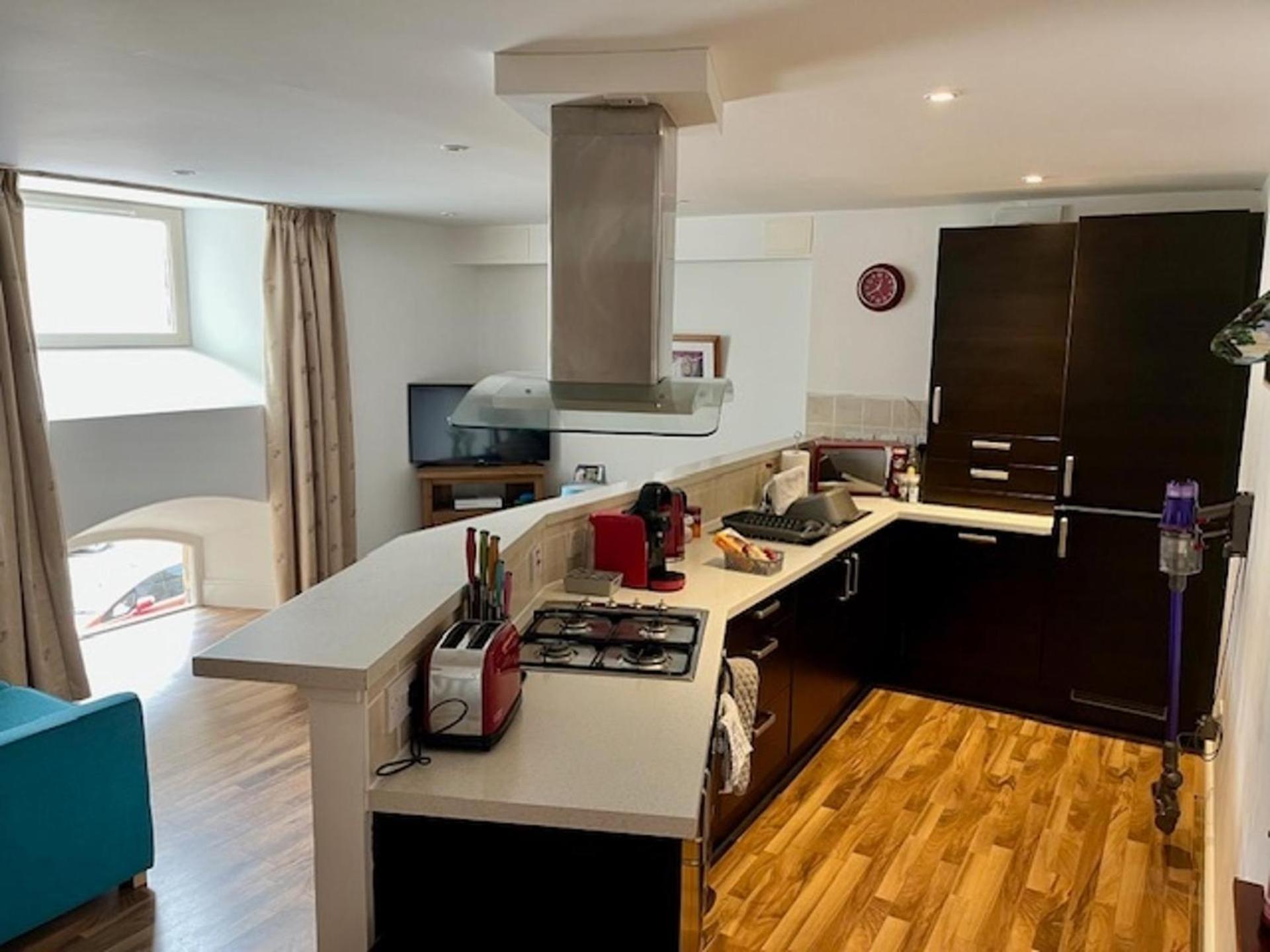 Stunning Spacious Apartment On River Ness Інвернесс Екстер'єр фото